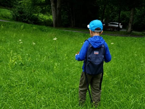 Abenteuerwanderung: Mit dem Rucksack auf den Spuren der Ameisenbläulinge