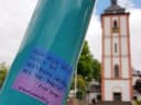 Hola! Kennt ihr die coole, Straßen-verschönernde, inspirierende, klebrig Aktion von @bunt.und.klebrig? - Instagram Bild 1