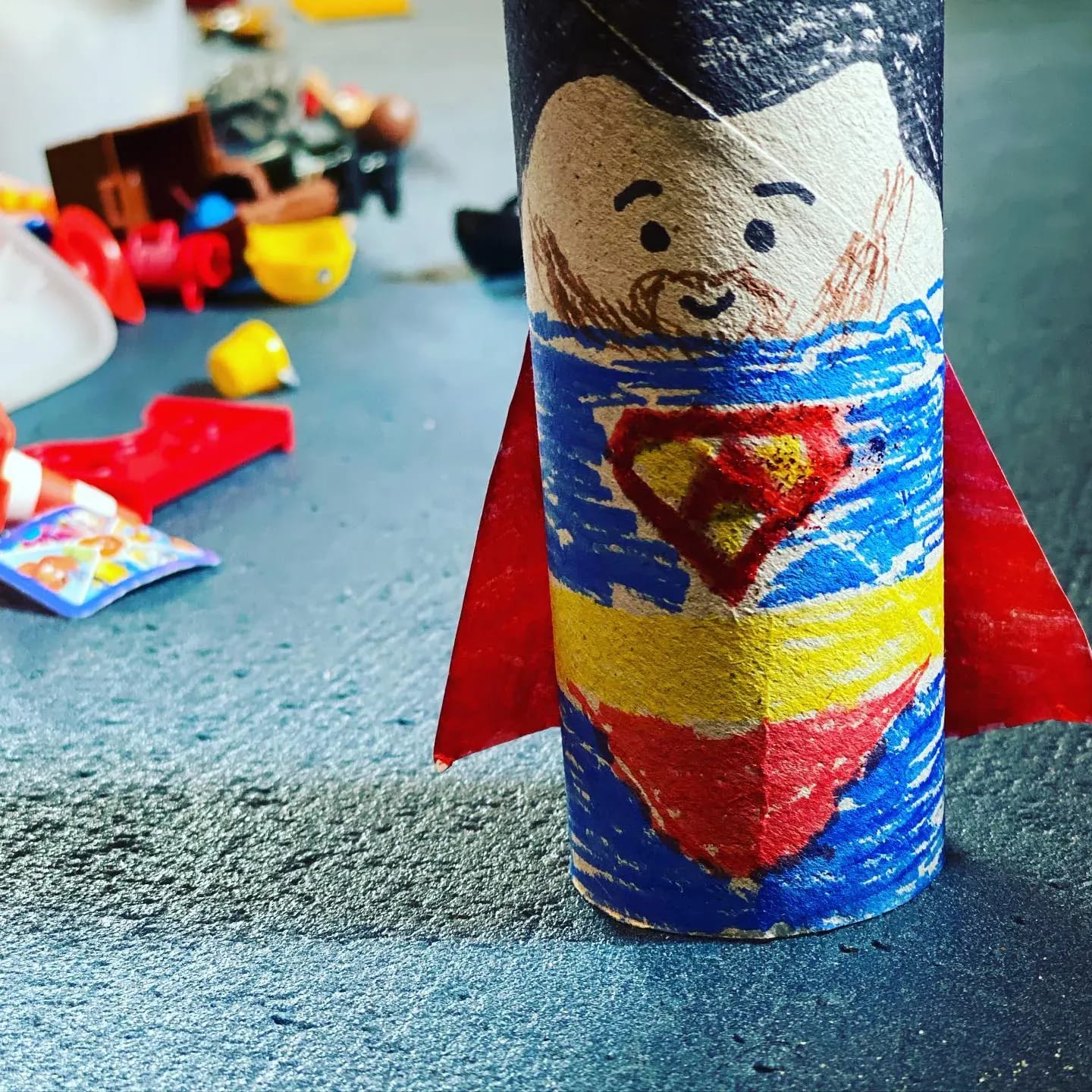 Wir basteln für papi! - Instagram Bild 1