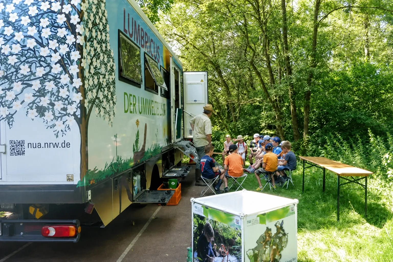 Entdeckungsreise zu den Tieren im Waldboden - Der LUMBRICUS kommt! in Parkplatz „Alter Sportplatz“, Wilnsdorf-Rudersdorf