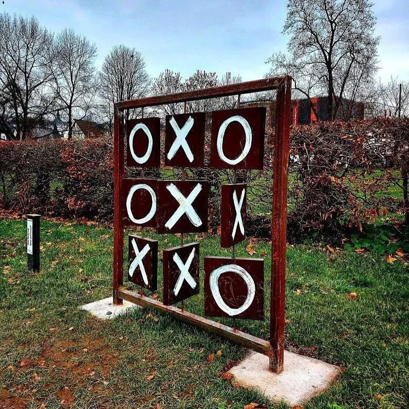 Habt ihr dieses Spiel (Drei gewinnt / Tic-Tac-Toe) schon mal gesehen? - Instagram Bild 1