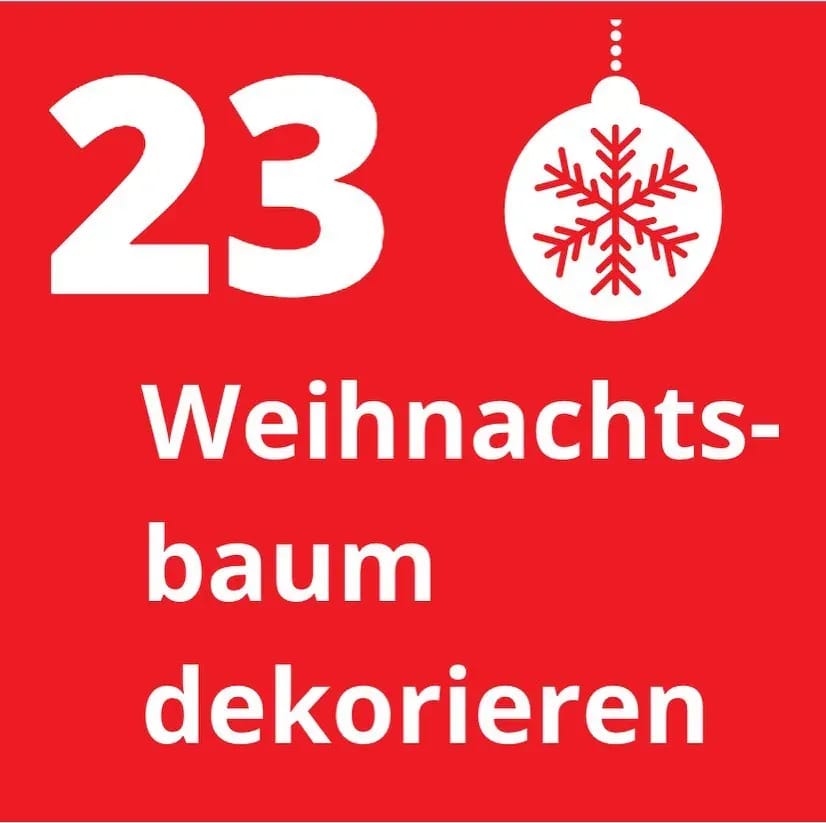 #23: Den Baum zusammen zu schmücken, ist eine schöne Beschäftigung und hält die Tradition am Leben.⠀ - Instagram Bild 1