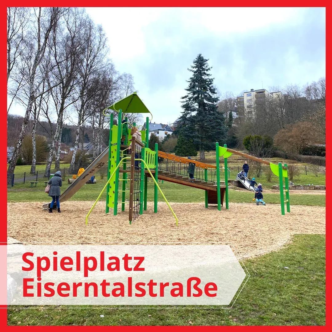 Es ist schon eine Weile her, dass wir auf einem Spielplatz waren! - Instagram Bild 1