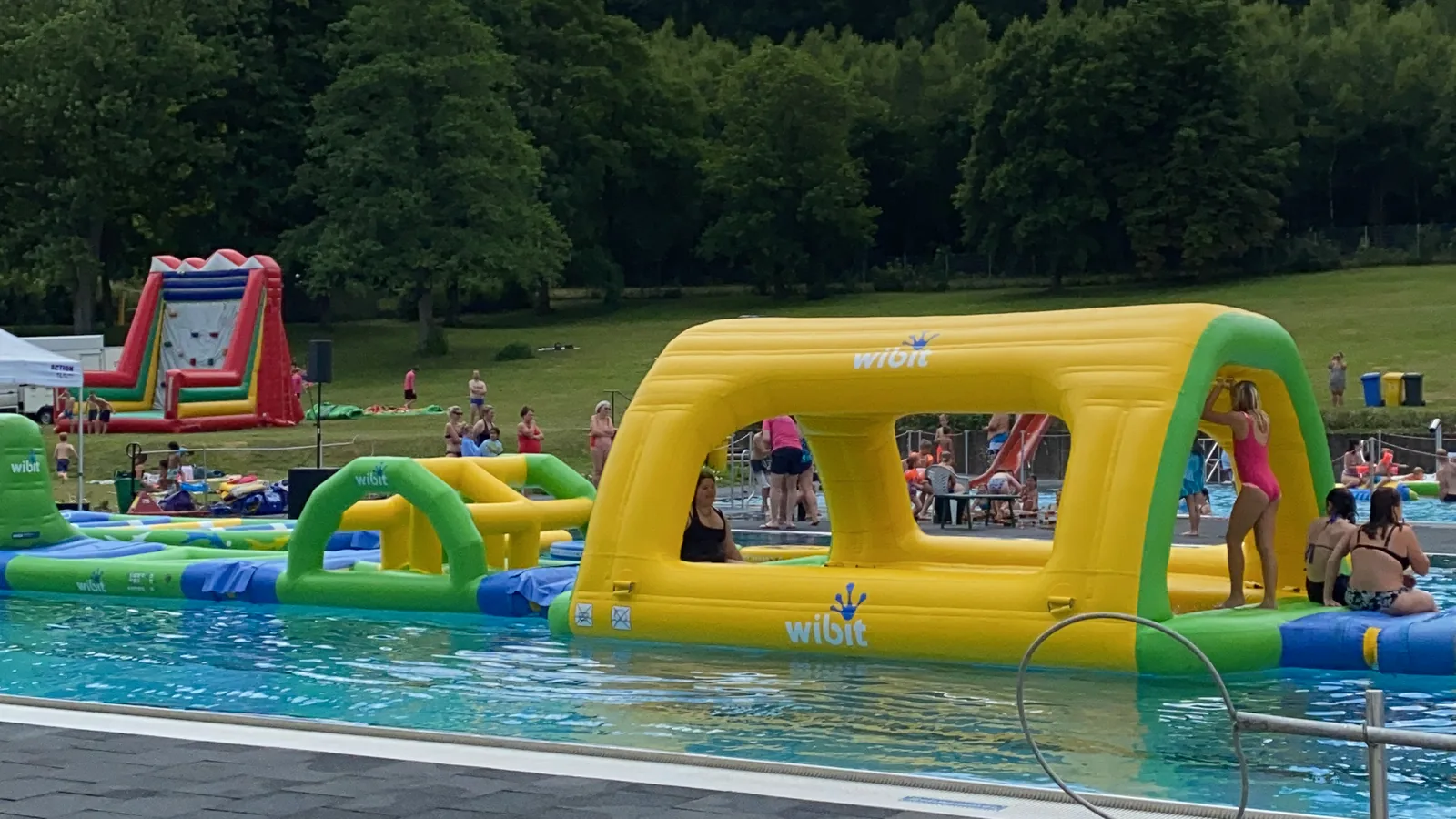 Freibadfest im Familienbad Freier Grund in Familienbad Freier Grund