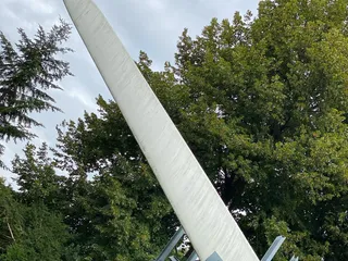 Wir sind heute zum ersten mal hier im Park gewesen. Sehr zentral gelegen, angenehm und Informative, da einige Objekte das Thema Energie und Umwelt darstellen. ❤️ - Instagram Bild 5