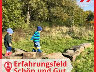 Kennt ihr schon das Erfahrungsfeld “Schön und gut”? Es ist ein ehemaliger Truppenübungsplatz der belgischen Besatzungsarmee und wird jetzt von der Jugendwerkstatt Siegen, dem @gernegrosscafe und @rabauki_ev, die heute von 11-17 Uhr auf haben, genutzt. - Instagram Bild 1
