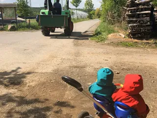 ☀️ Heute ist ein schöner Tag um einen Bauernhof zu besuchen! 🐄🐓 - Instagram Bild 3