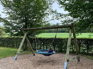Heute haben wir der Spielplatz Römershagen besucht: seeehr groß, mit Sitzmöglichkeiten und Spielgeräte, sehr zu empfehlen!! ❤️👌🏽 - Instagram Bild 5