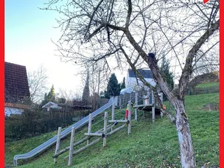 Hola! Heute präsentieren wir den Spielplatz in Oberschelden! 💫 - Instagram Bild 2
