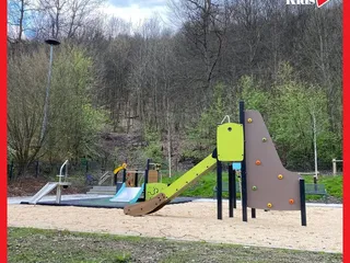 ❤️ Der Spielplatz an der Alche (zwischen Cafe del Sol, Skaterpark und Timberjacks) ist frisch renoviert und endlich wieder offen! 🙌🏼 - Instagram Bild 2