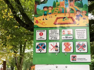 Sehr schöner #Spielplatz für Kleinkinder in #Olpe #Markplatz, Weierhohl 😍 - Instagram Bild 2
