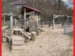 Happy Monday! Weiter geht es mit Spielplätzen mit Bächen / Wasserspielmöglichkeiten! - Instagram Bild 4