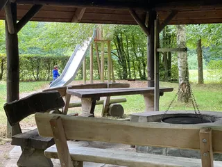 Heute haben wir der Spielplatz Römershagen besucht: seeehr groß, mit Sitzmöglichkeiten und Spielgeräte, sehr zu empfehlen!! ❤️👌🏽 - Instagram Bild 6